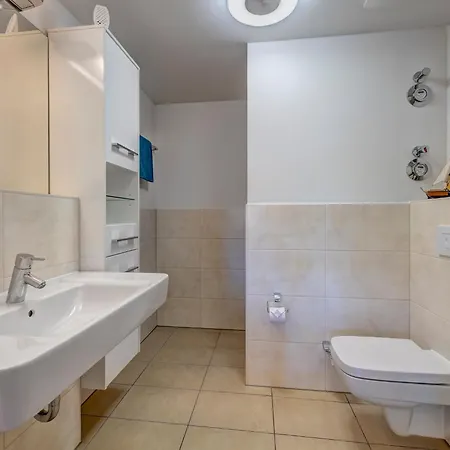 Residenz Kuempel באלם